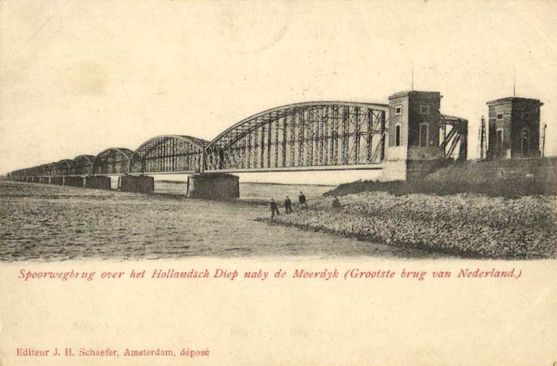 picture postcard with Moerdijk railway bridge